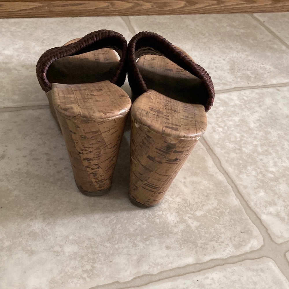 Wedges - Picture 4 of 7